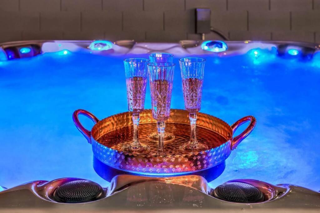 Cozy Desert Retreat - Pool, Spa, Views Henderson Esterno foto